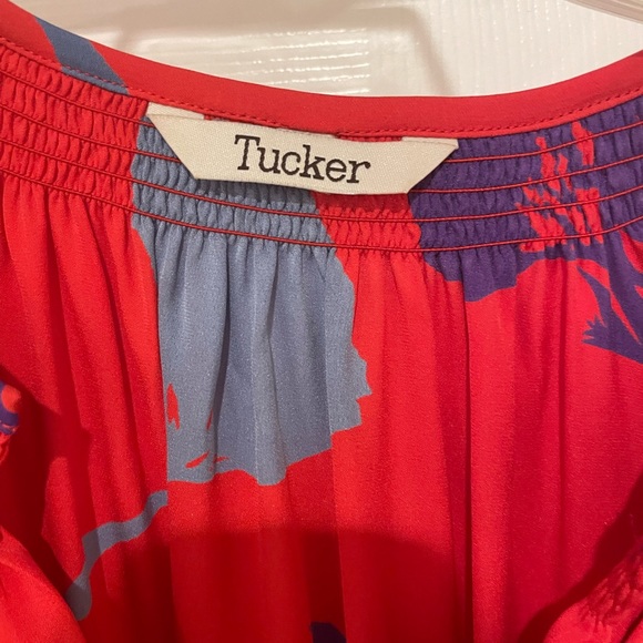 Tucker long sleeve button down tie waist red silk dress - Picture 5 of 7